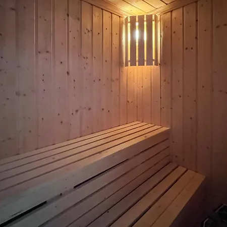 Ferienhaus Wunderschönes Haus In Mit Sauna